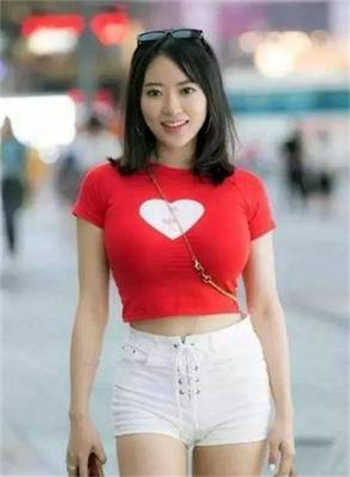 女主是贺妍