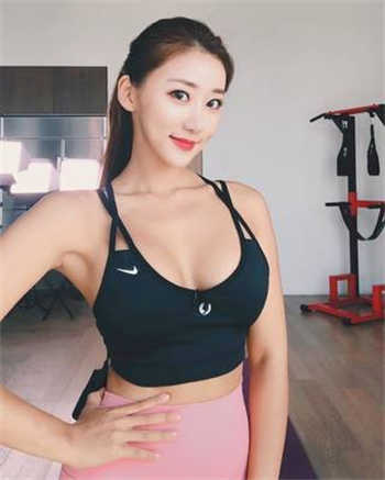 漂亮主妇教练送快递木鱼