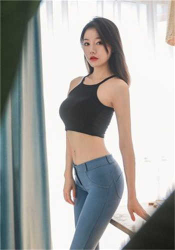 宁荣荣穿jk服装
