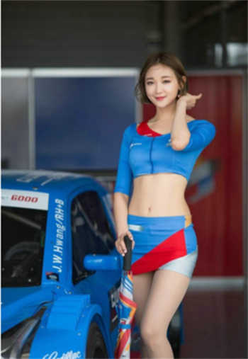 两个达不刘和狗
