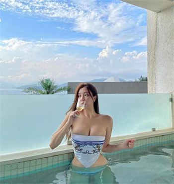 蓝月汐凌风凌辰
