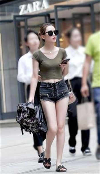 莫男爵的迷糊新娘最新