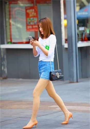 妮妮swag