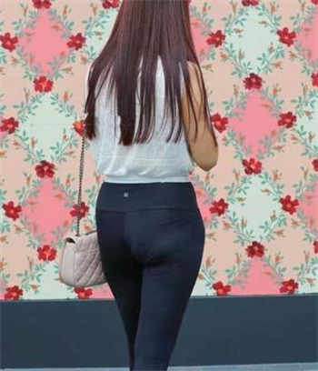 女人黑槟榔