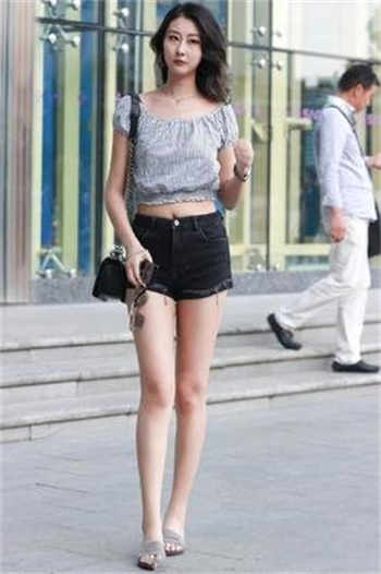 被大狼狗进入的时候