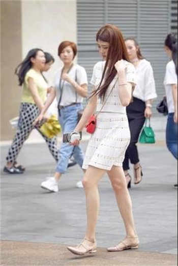 烈酒吻玫瑰闻璟