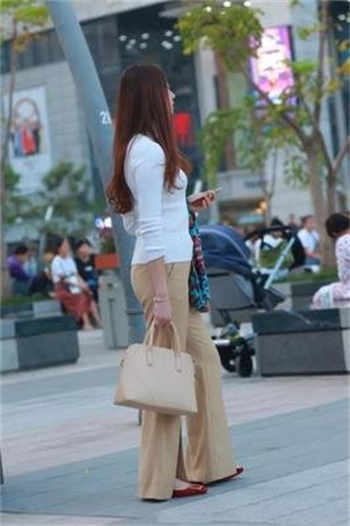 两姐妹共同一个老公