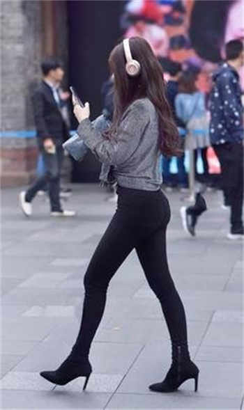 动漫美女的胸被狂揉