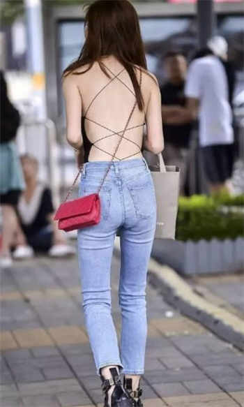 一枝独秀苏静换过几次