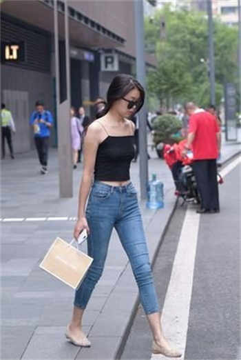 老湿影院费试看10分钟