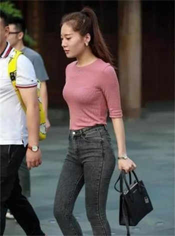 女主姓欧阳是个上校