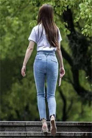 一个豆芽标志的视频软件