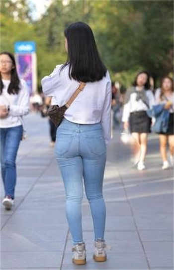 秋炫瓷无法忍受未删减