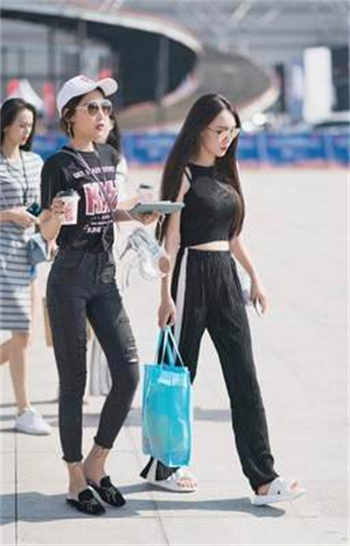 漂亮的妈妈2火奔奔