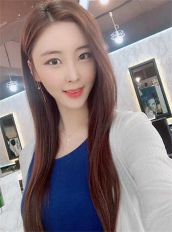 美女总裁的特种高手秦天
