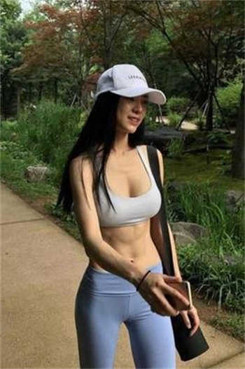 门卫老杨干系花刘丽